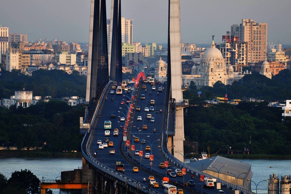 Kolkata city skyline with Vidyasagar Setu bridge and Victoria Memorial