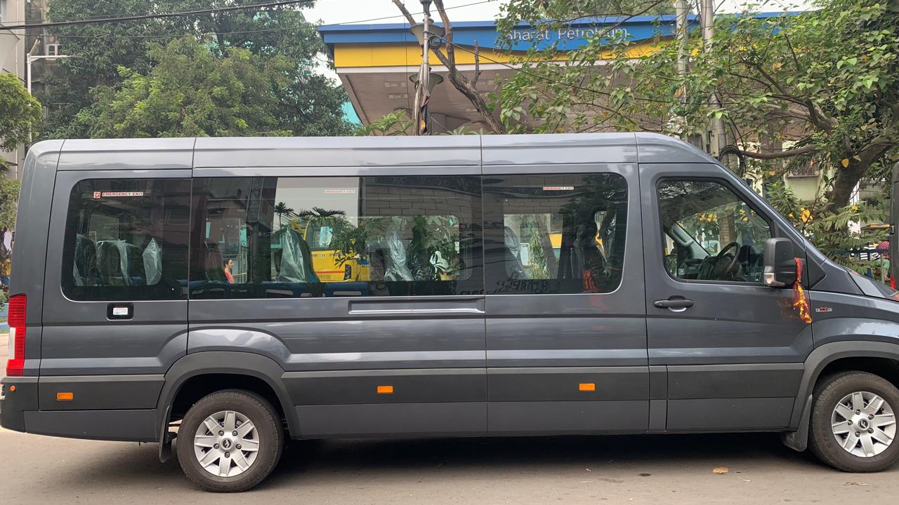 Tempo Traveller Premium
